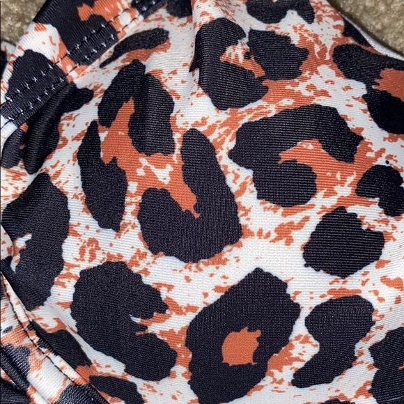 MATTE COLLECTION nico bikini 🚨CHEETAH PRINT🚨 - Picture 5 of 6